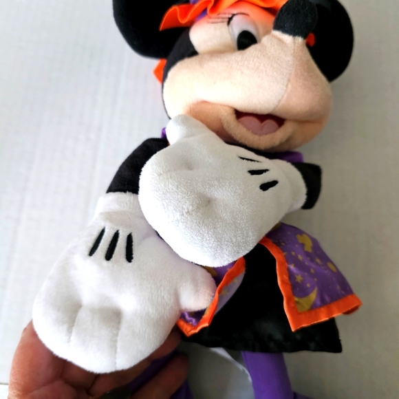 Disney 2018 Halloween plush Minnie Mouse witch 16" toy character collectible - Picture 6 of 12